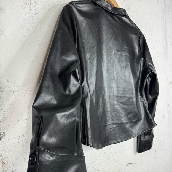 Zara Faux Leather Vegan Leather Button Down Blouse Top Size XL - Picture 9 of 11
